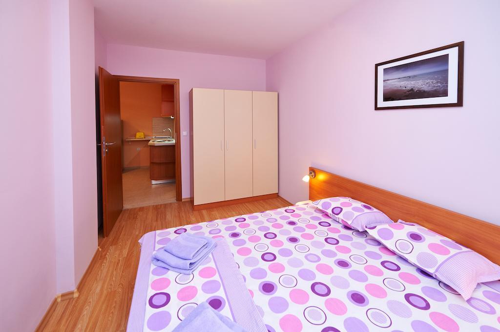 Apartments Dimitrovi Πομόριε Δωμάτιο φωτογραφία